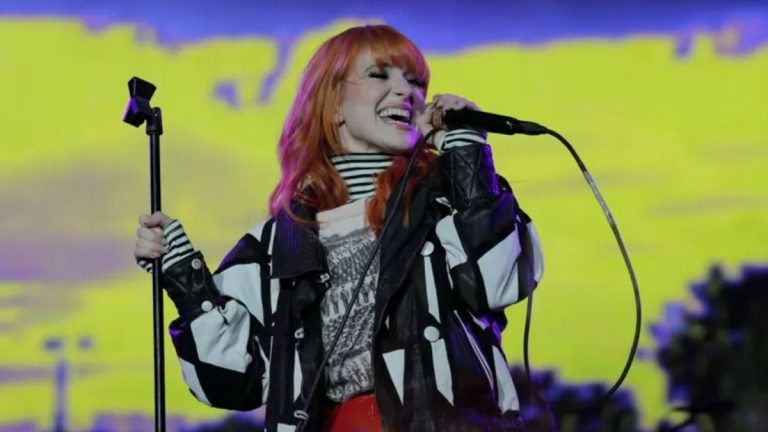 paramore discapacitado