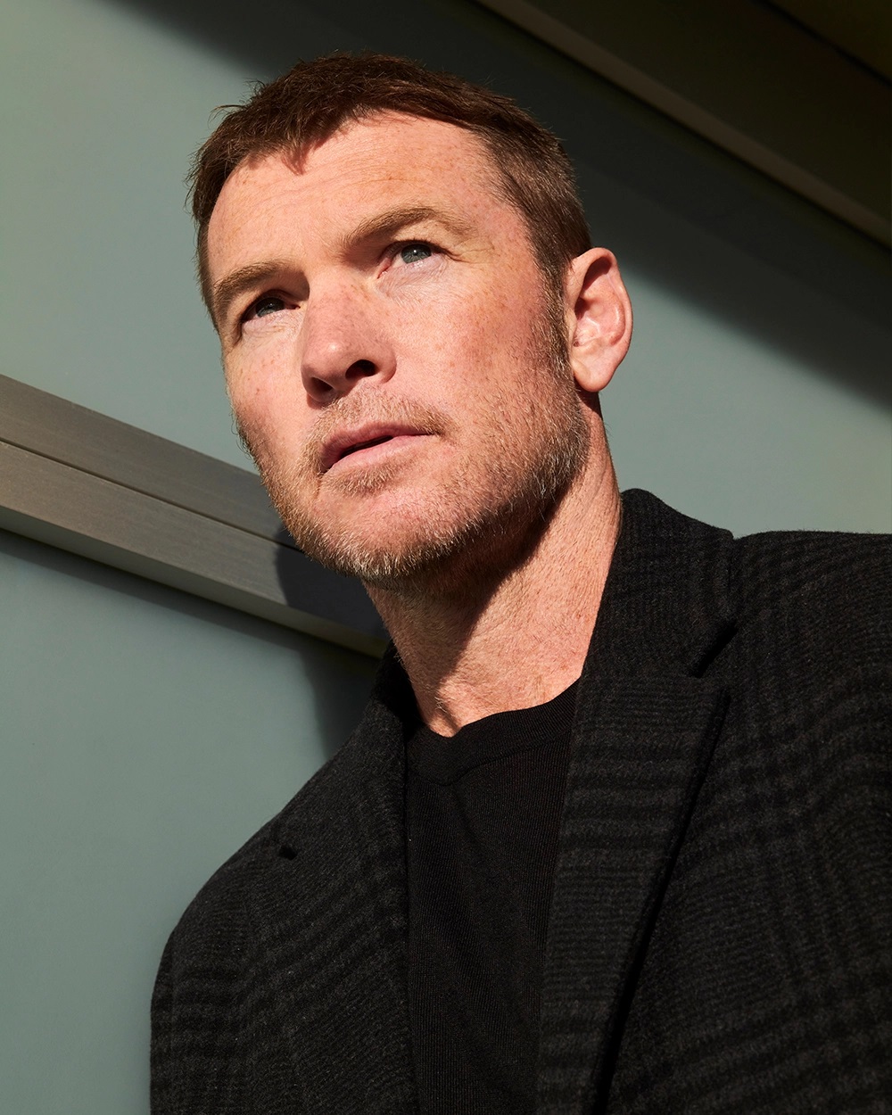  Sam Worthington para Variety