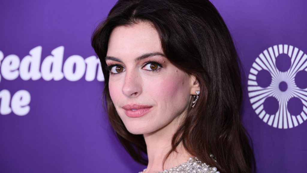 Anne Hathaway