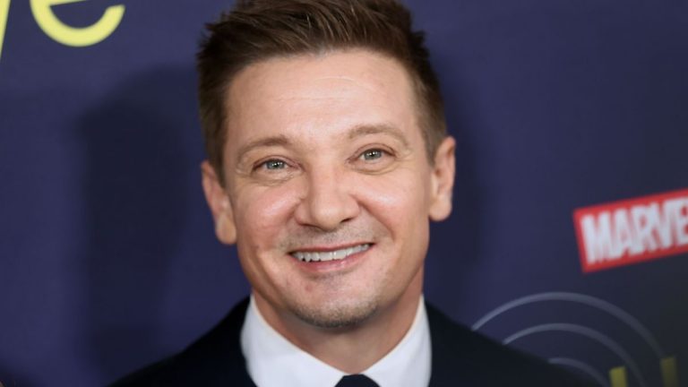 Jeremy Renner hospital