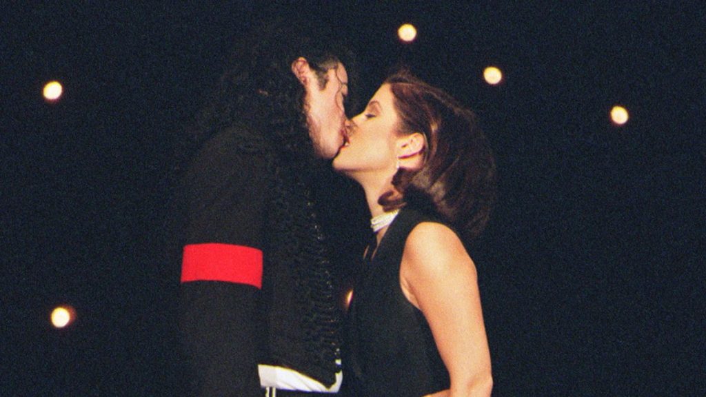Lisa Marie Presley y Michael Jackson