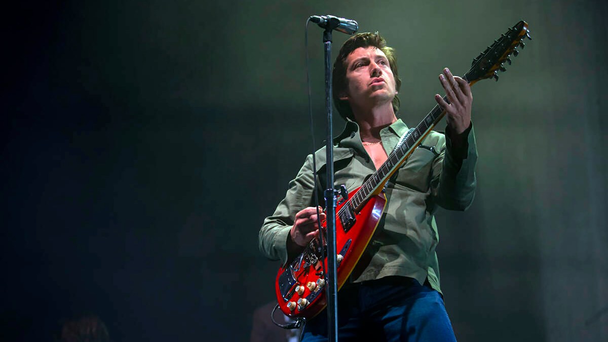 Big Ideas Arctic Monkeys toca la canción por primera vez en vivo — Rock&Pop