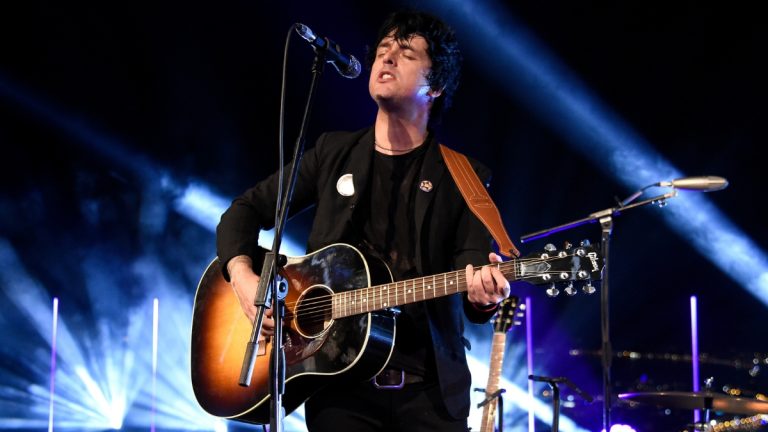 Billie Joe Armstrong GettyImages-979616458 web