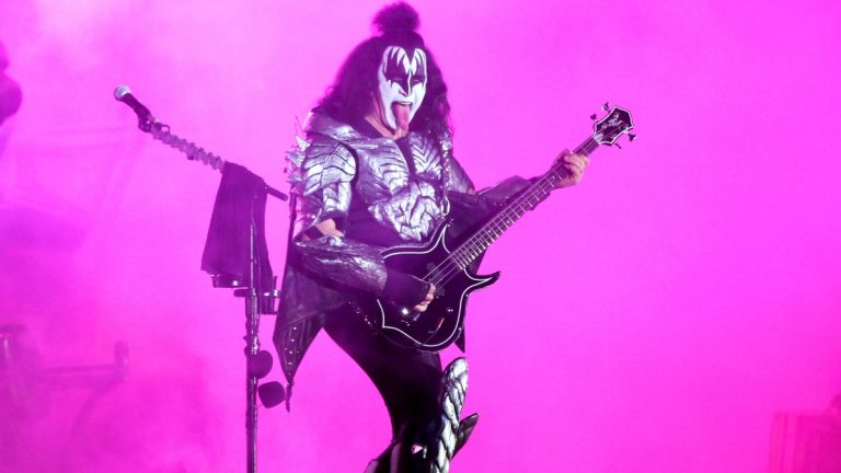 Gene Simmons vende grabación