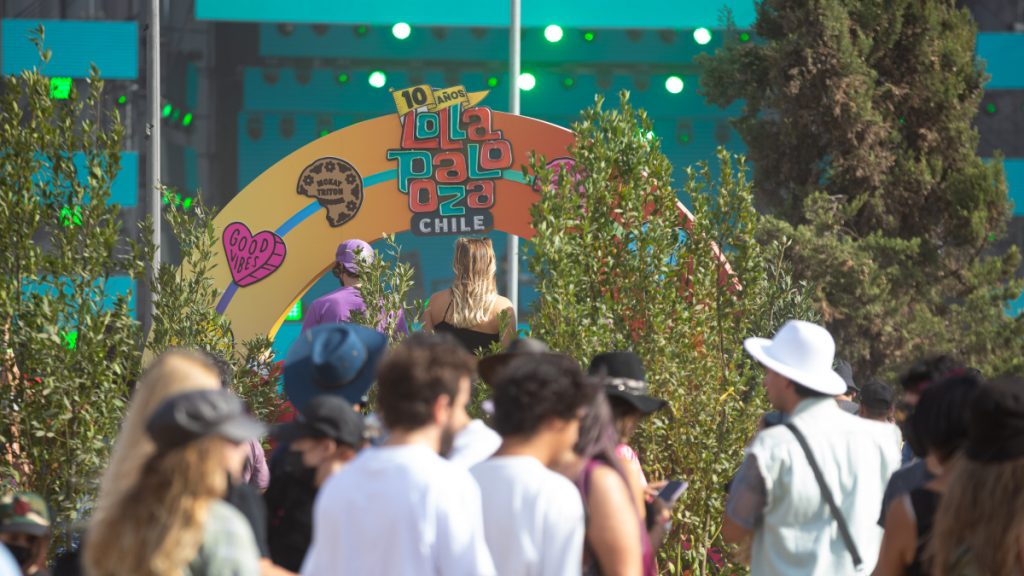 Lollapalooza chile sideshows