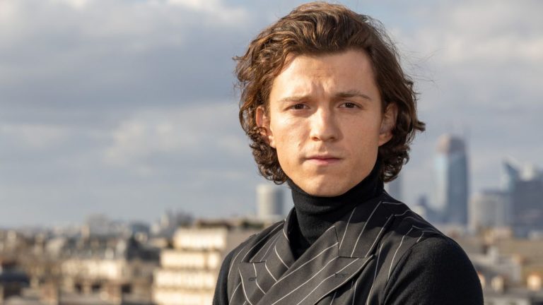 Hermano de Tom Holland