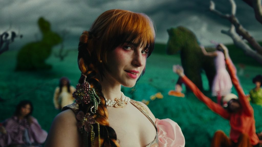 Paramore running out of time videoclip web