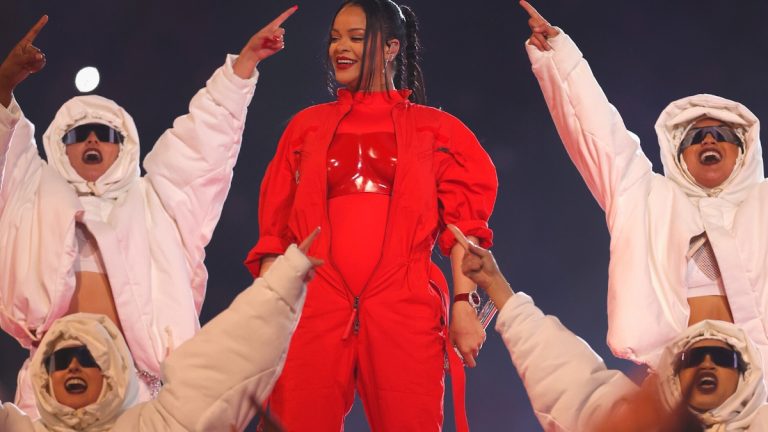 Rihanna GettyImages-1465427889 web