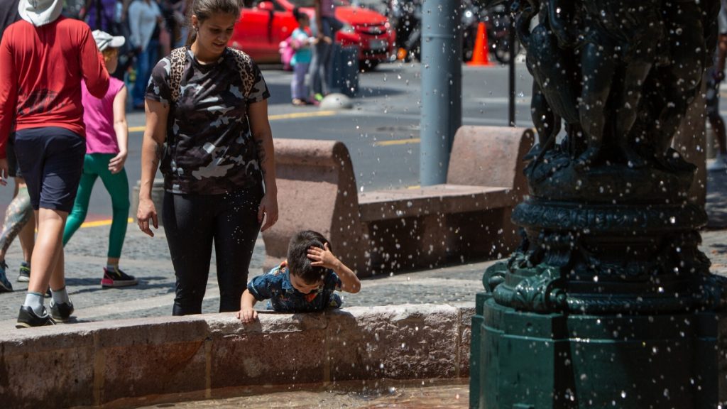 Altas temperatura Santiao REgión metropolitana A_UNO_1421105 web