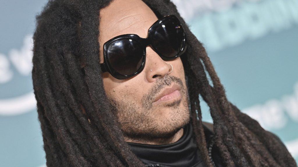 Lenny Kravitz GettyImages-1457635473 web oscars