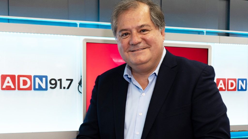 Mauricio Bustamante en Radio ADN web