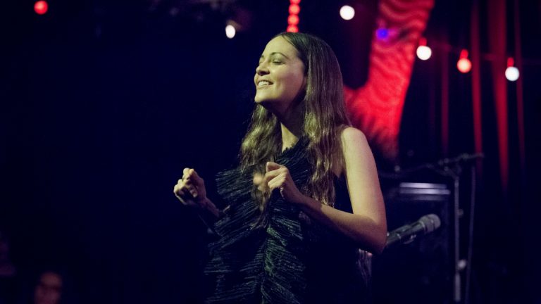 Natalia Lafourcade en Chile GettyImages-1404530534 web