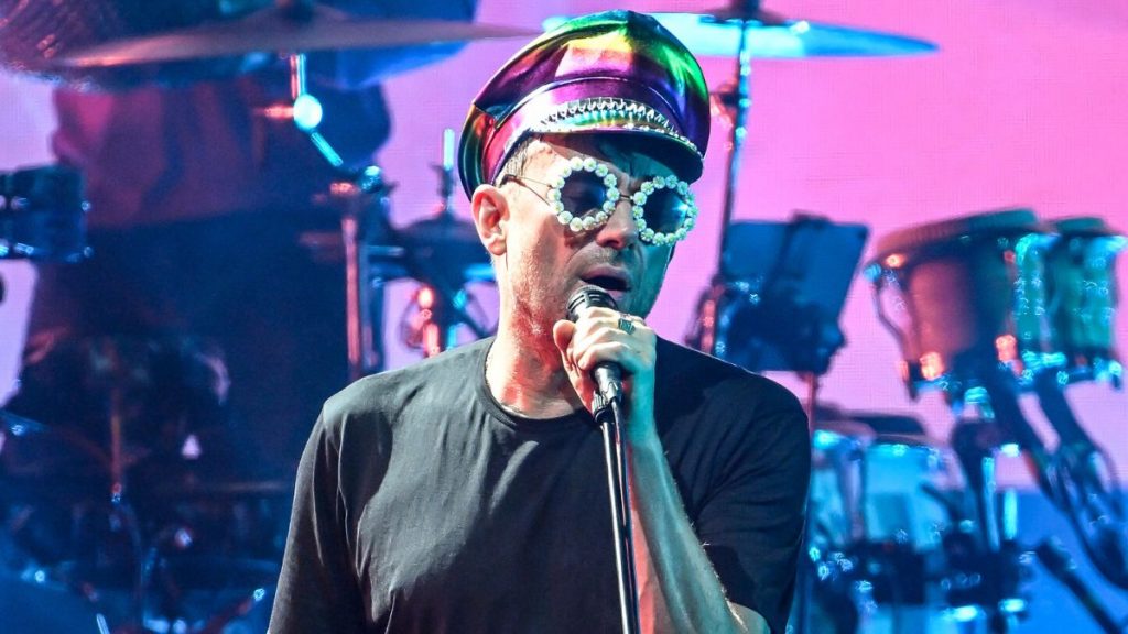 Damon Albarn canción