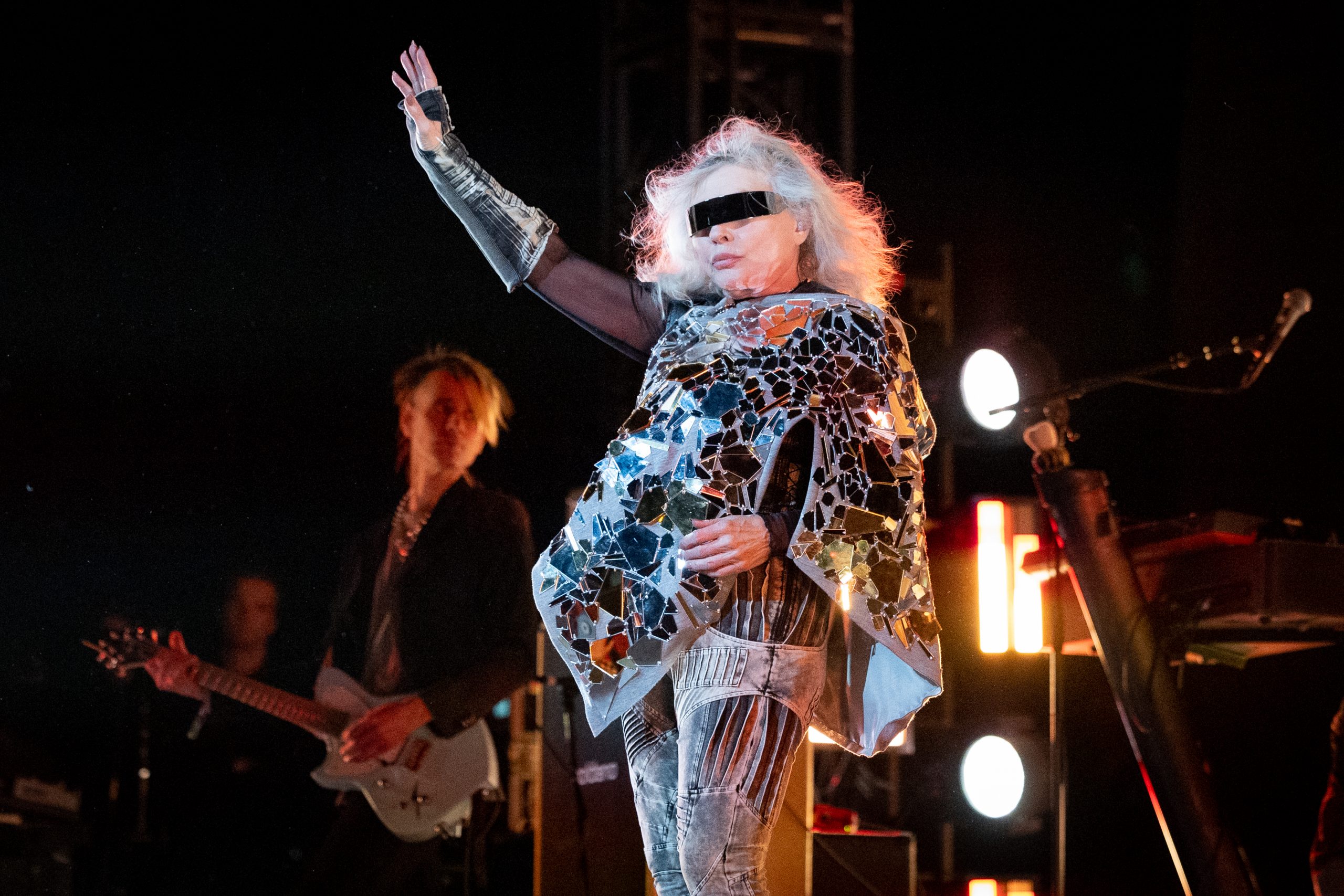 Debbie Harry de Blondie se presenta en el escenario del Festival de Coachella 2023 (Foto de Emma McIntyre/Getty Images para Coachella)