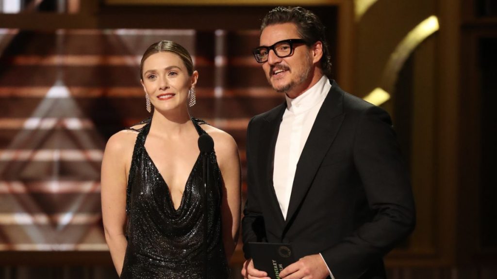 Elizabeth Olsen y Pedro Pascal