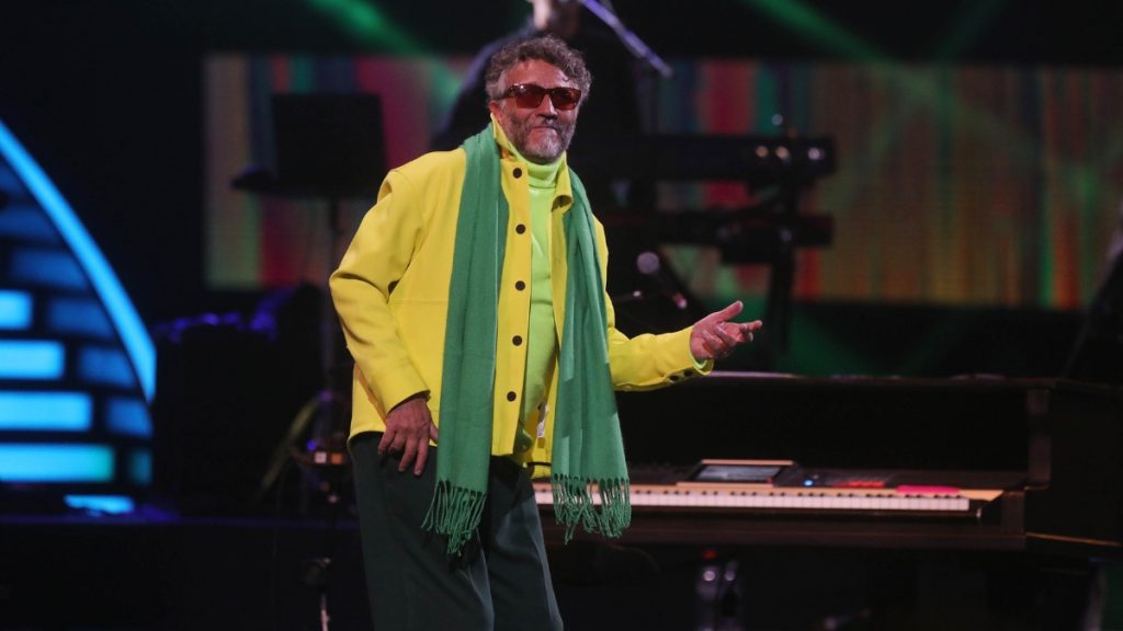 Fito Páez gesto a fan A_UNO_1437595 web