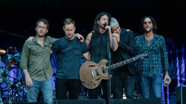 Foo Fighters lanzan primera canción sin Taylor Hawkins