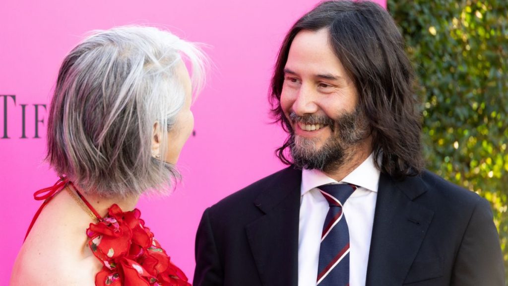 Keanu Reeves novia