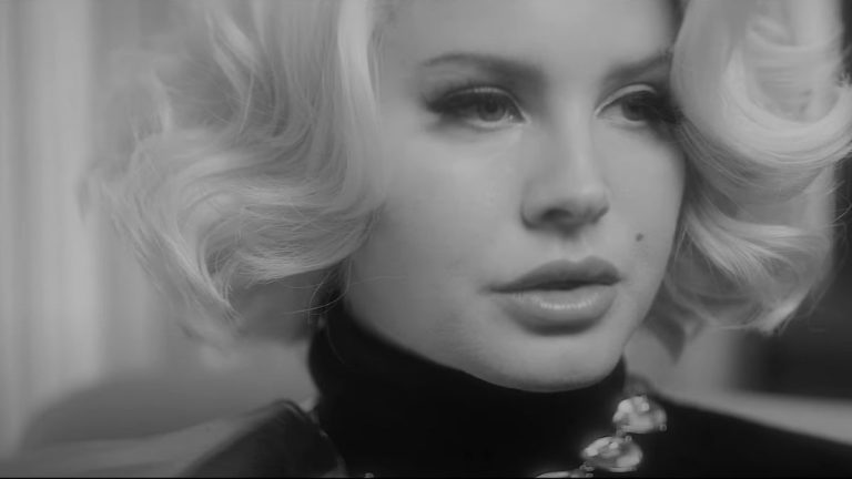 Lana Del Rey se transforma en Marilyn Monroe en su nuevo video — Rock&Pop