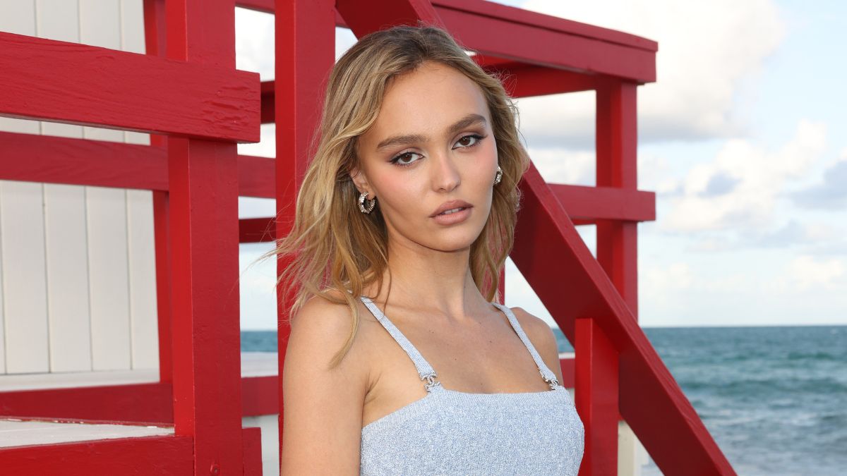 Hija de Johnny Depp es vista muy tierna junto a su novia — Rock&Pop