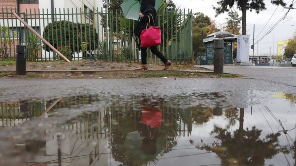 Lluvia en Santiago