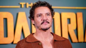 "Es emocionante": Pedro Pascal habla de sus escenas desnudo en lo nuevo