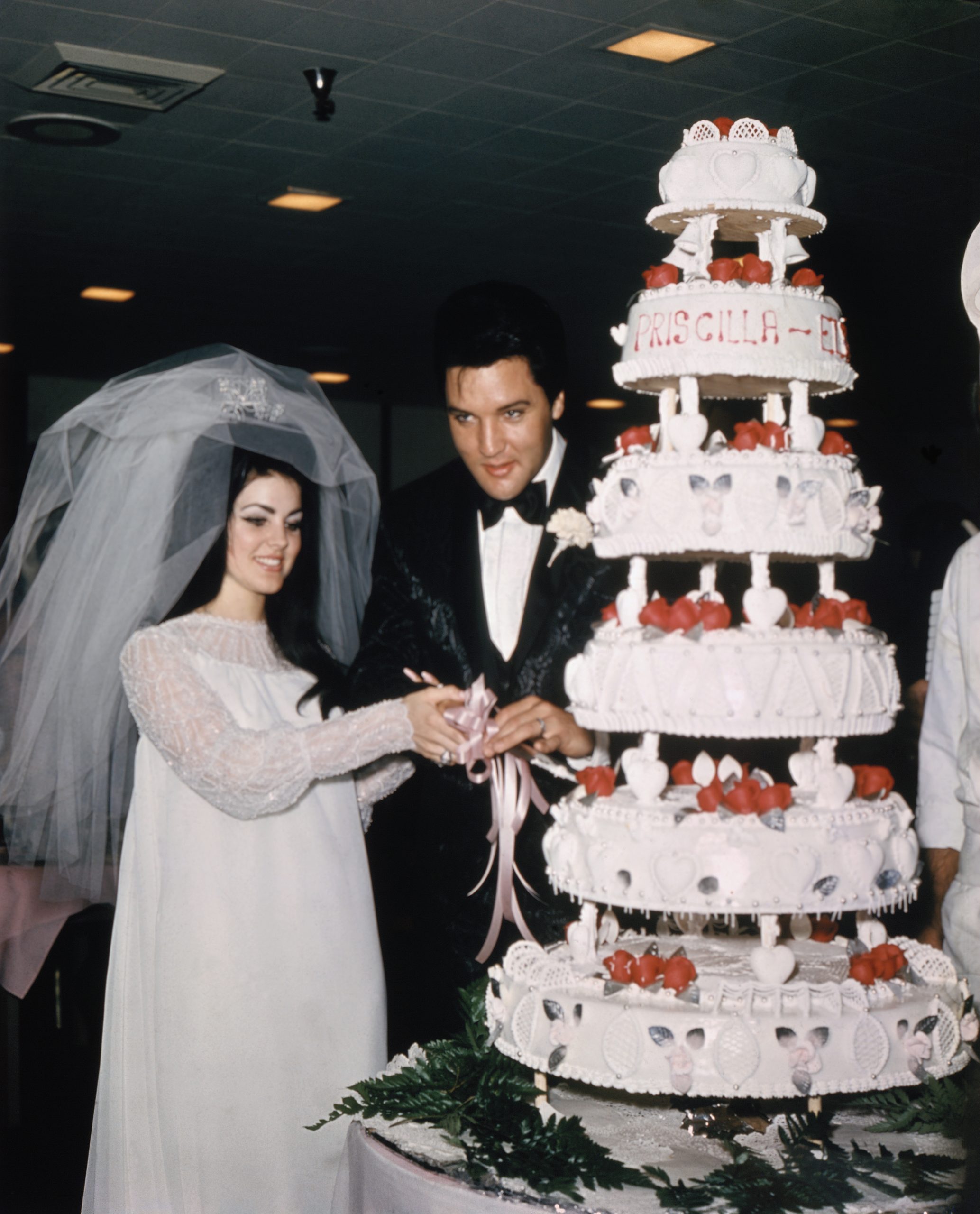 Priscilla Presley y Elvis 1967 Foto: Getty Images