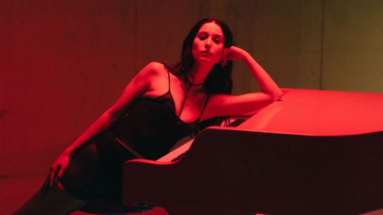 Francisca Valenzuela gira