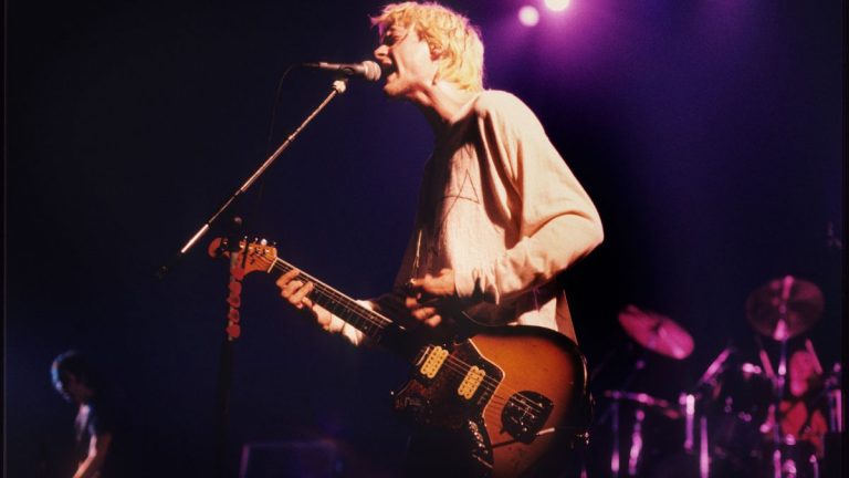 Kurt Cobain amenaza escritoras GettyImages-688540128