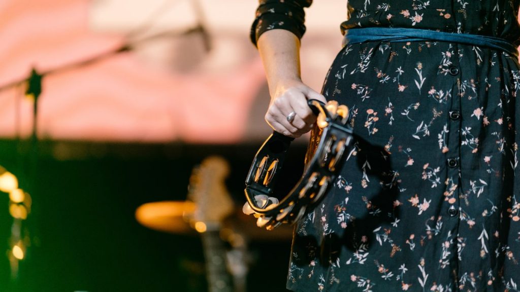 mujeres conciertos masivos