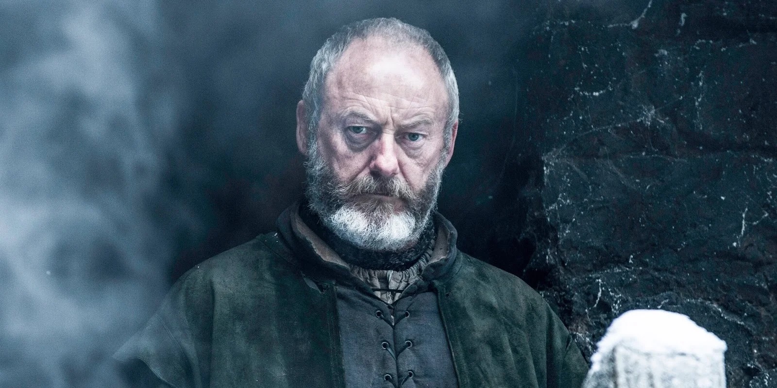 Liam Cunningham como Davos