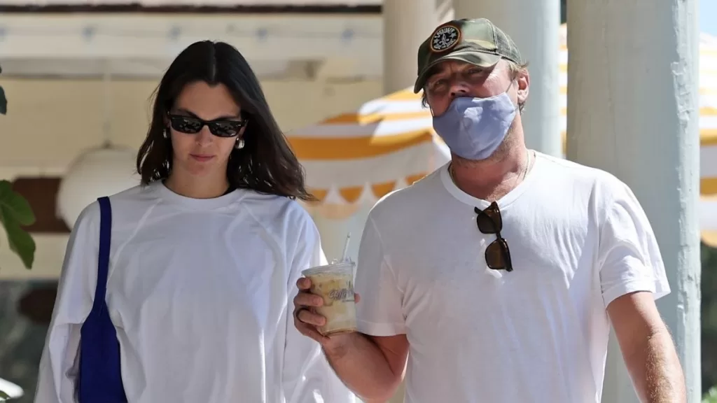 Leonardo Di Caprio novia