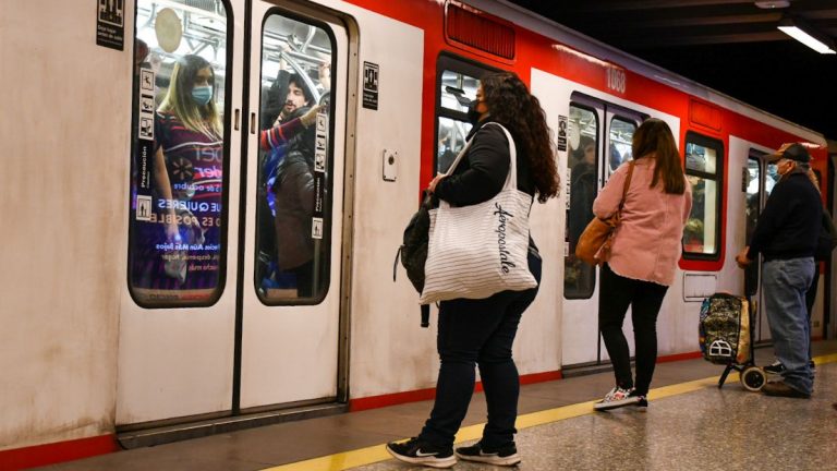 Metro de Santiago Fiestas Patrias