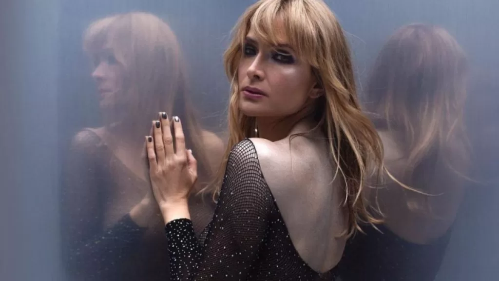 Nicole Claroscuro concurso