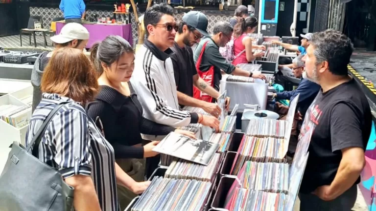 Feria Cultura Vinilo