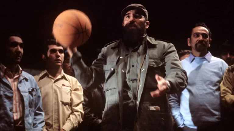 Fidel Castro Basquetbol Chile GettyImages-72922786 web