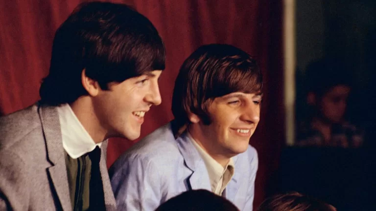 Paul McCartney y Ringo Starr The Beatles GettyImages-1024193174 web