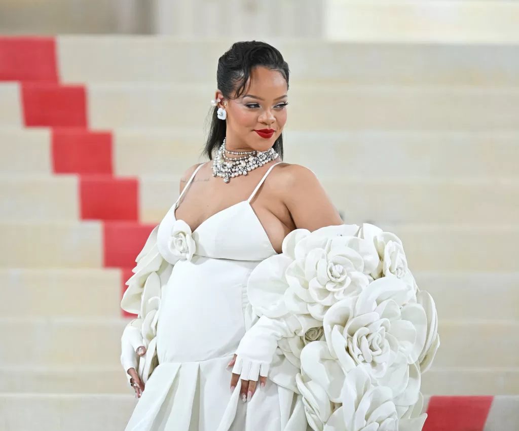 Rihanna en Met Gala 2023. Foto: Getty Images.