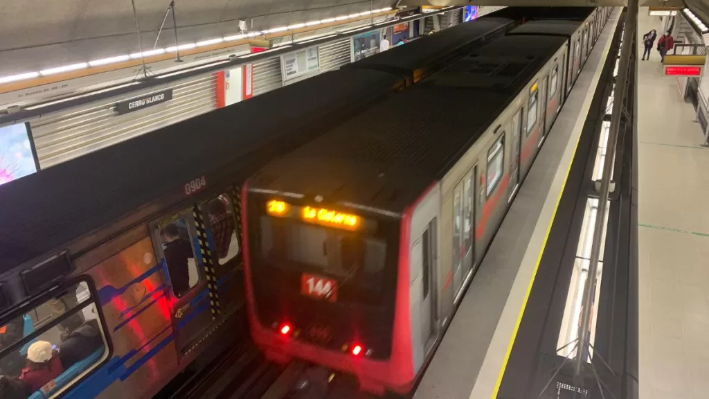 Metro de SAntiago Línea 2 y línea 6