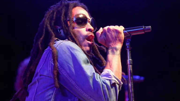 Lenny Kravitz GettyImages-2158176051 web