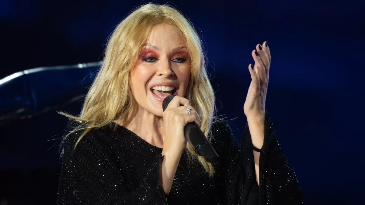Kylie Minogue adelanta su nuevo disco con "Lights Camera Action" y así