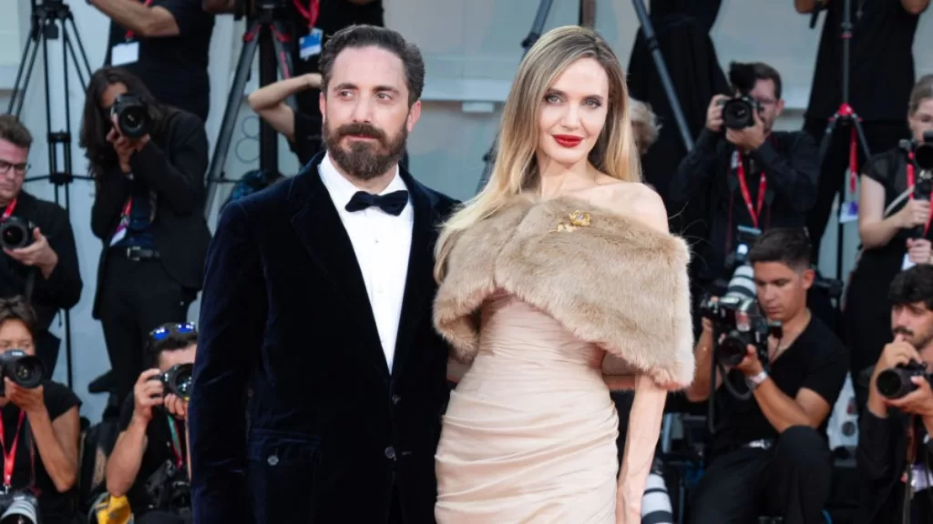 pablo larrain y angelina jolie