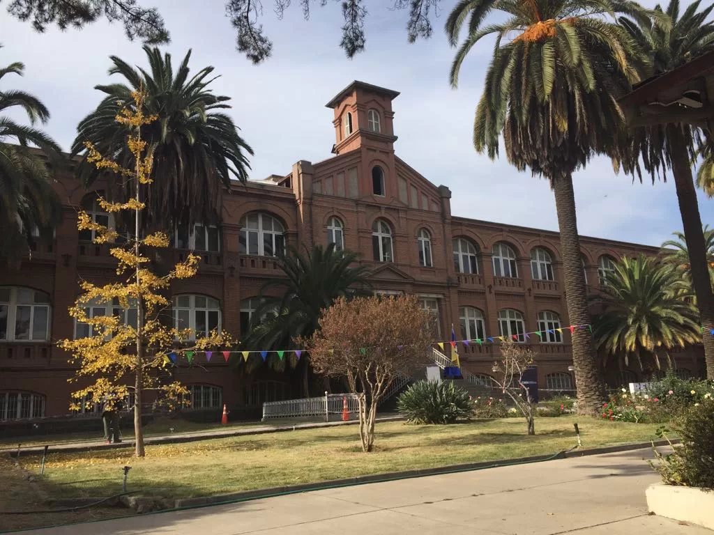 Santiago en 100 Palabras