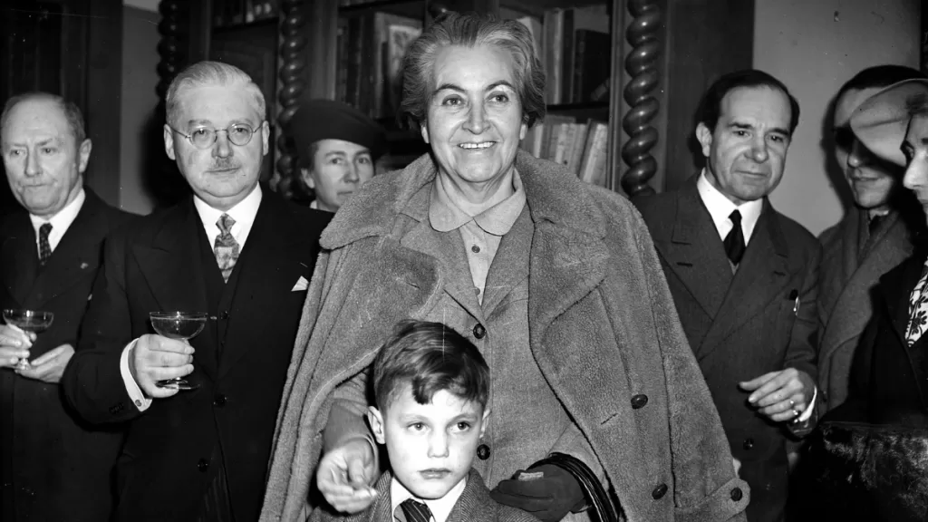 Gabriela Mistral Blanco y negro Getty