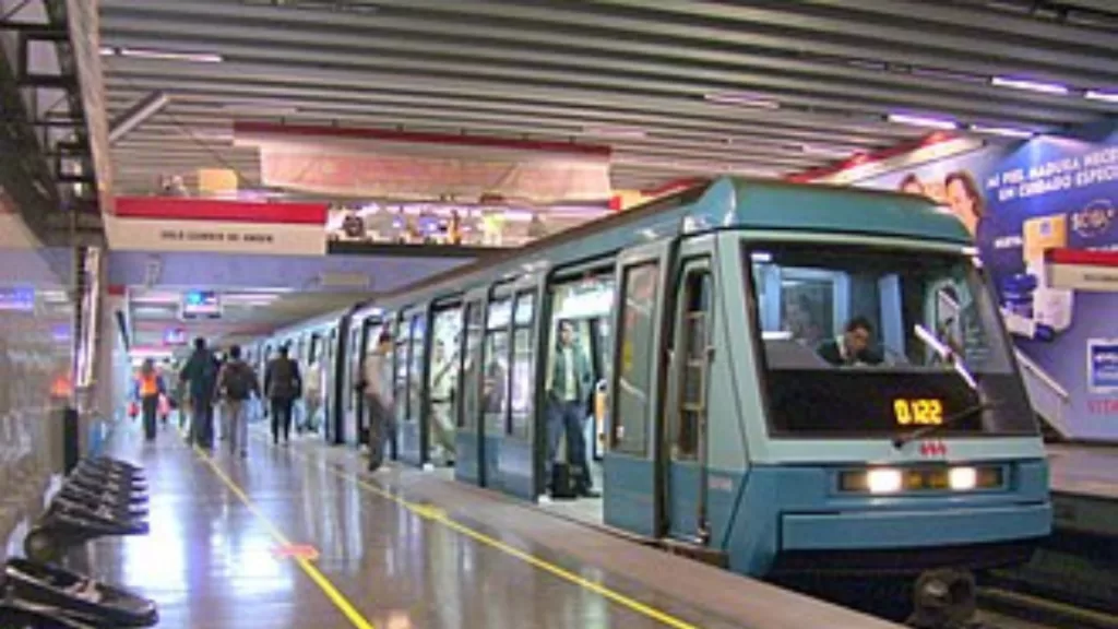 Metro de Santiago