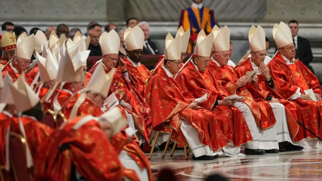Conclave Papal GettyImages-2213244220 web