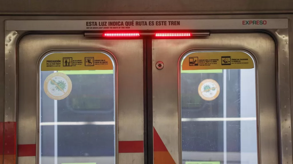 Metro de SantiagoLínea 4 A_UNO_1366028 web