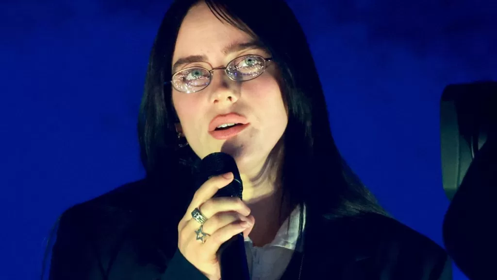 Billie Eilish GettyImages-2205614556 Web