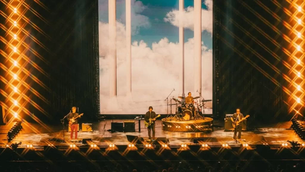 Los Tres La Espada y La Pared