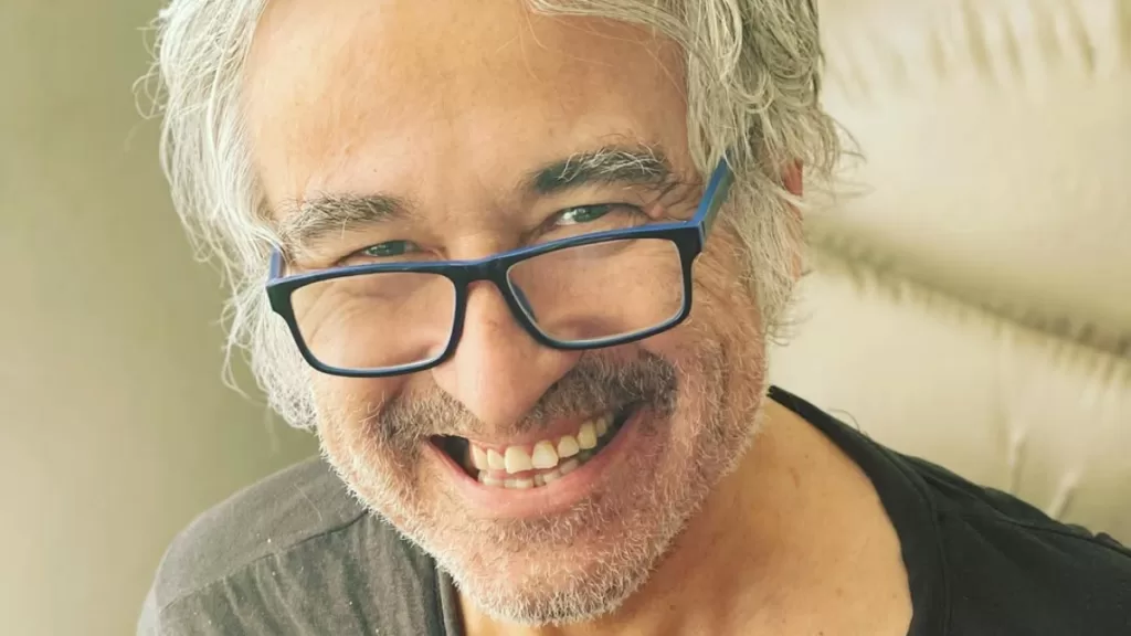 ¡Vuelve Jorge González! Estrena nuevas canciones y colaboración con Colombina Parra